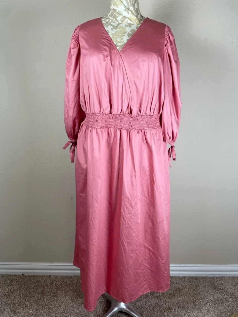 Women’s Pink Summer Casual Midi Dress V-Neck Smocked Beach Vacation Style Sz 18